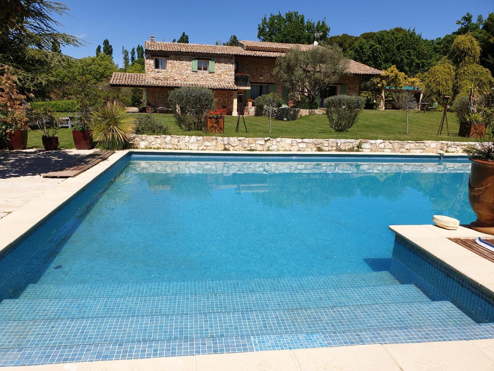 Gite Au Coeur De La Provence & Spa Сен-Канна Экстерьер фото