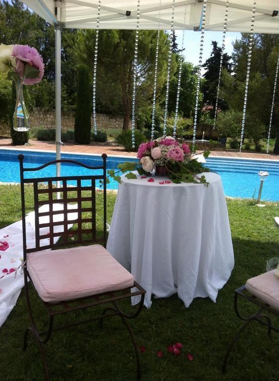 Gite Au Coeur De La Provence & Spa Сен-Канна Номер фото